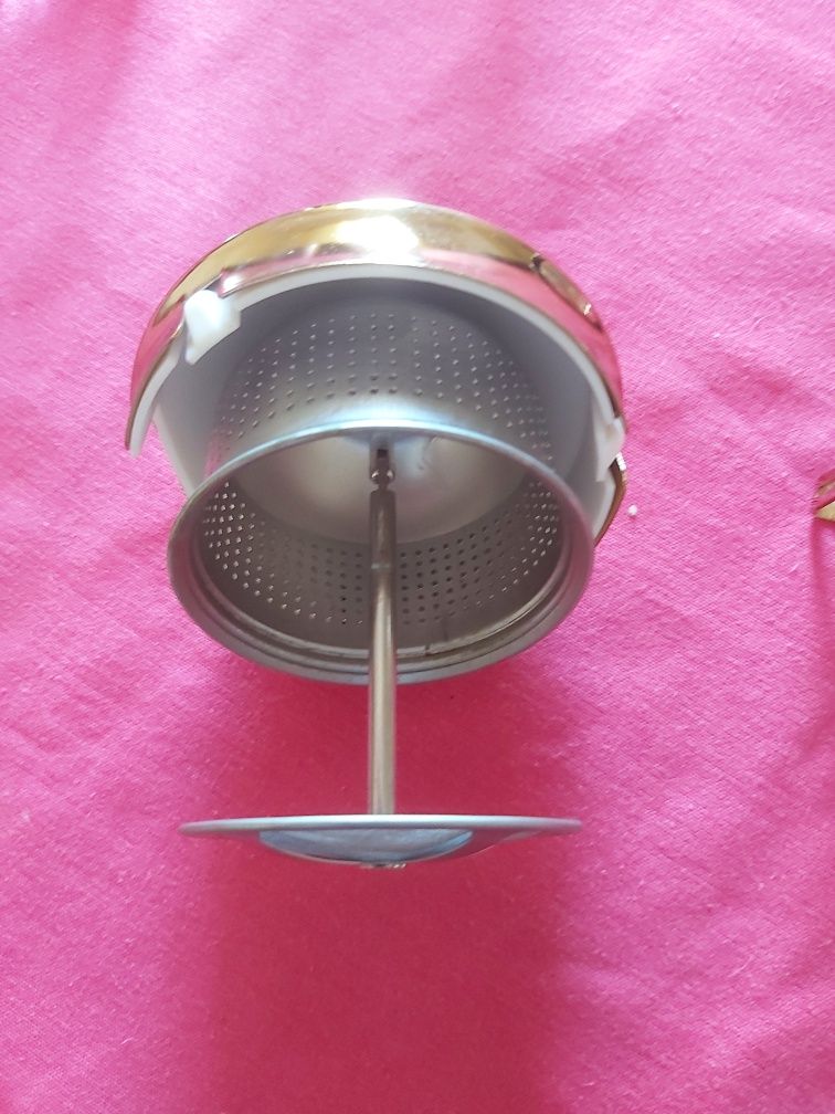 Pote de chá com infusor