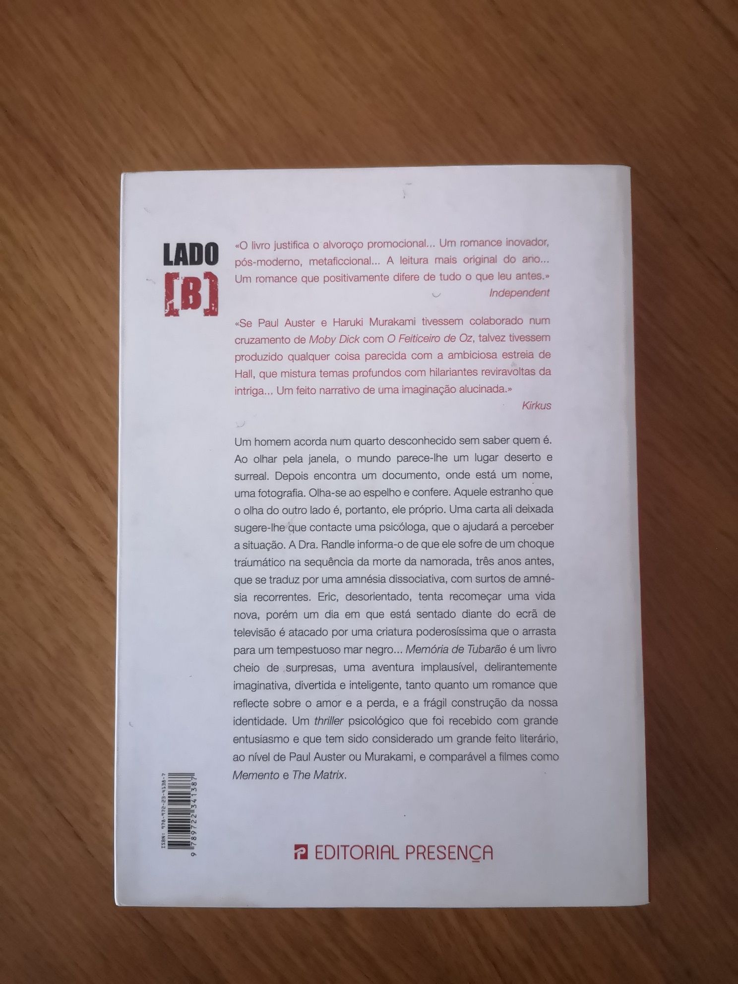 Livro Memória de Tubarão de Steven Hall