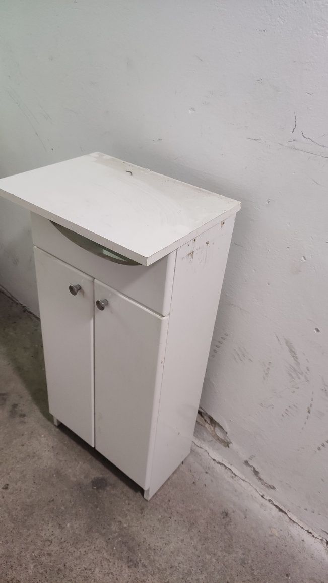 Szafka pod umywalkę