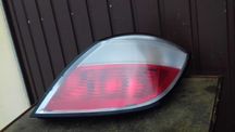 Opel Astra 3 H lampa prawy tył L.T. do HB 4 drzwi