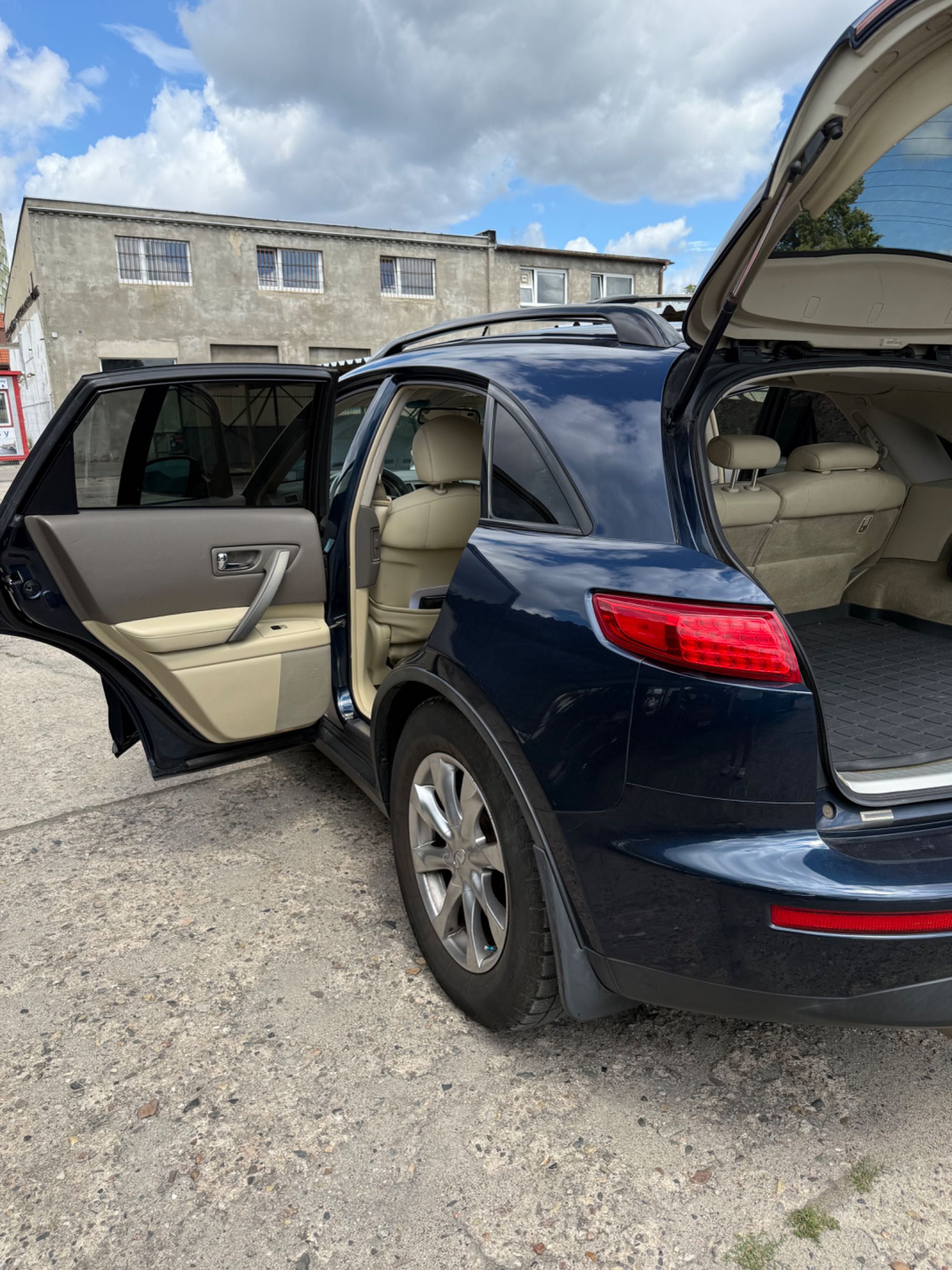 Infiniti FX 35 2008 r Automat 4/4 Bardzo mały przebieg.