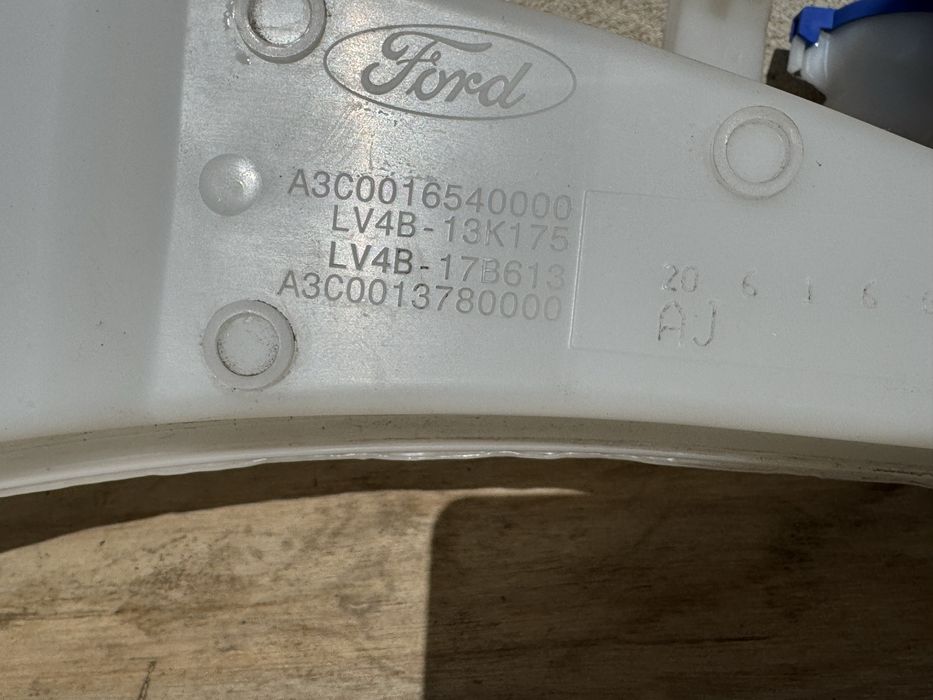 Ford Kuga Mk3 Zbiornik Spryskiwaczy