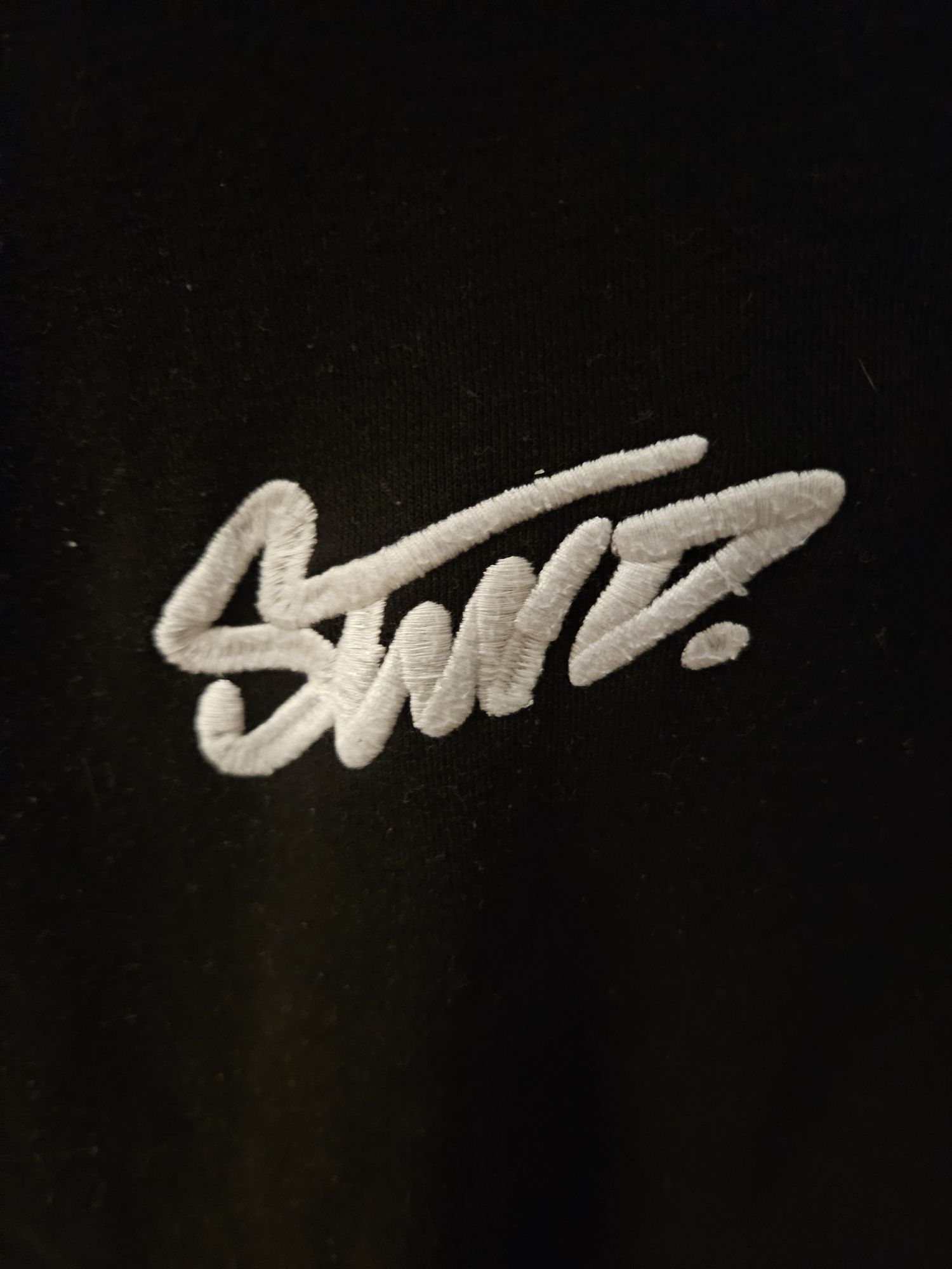 Sweatshirt Pull & Bear STWD preta
Tamanho L