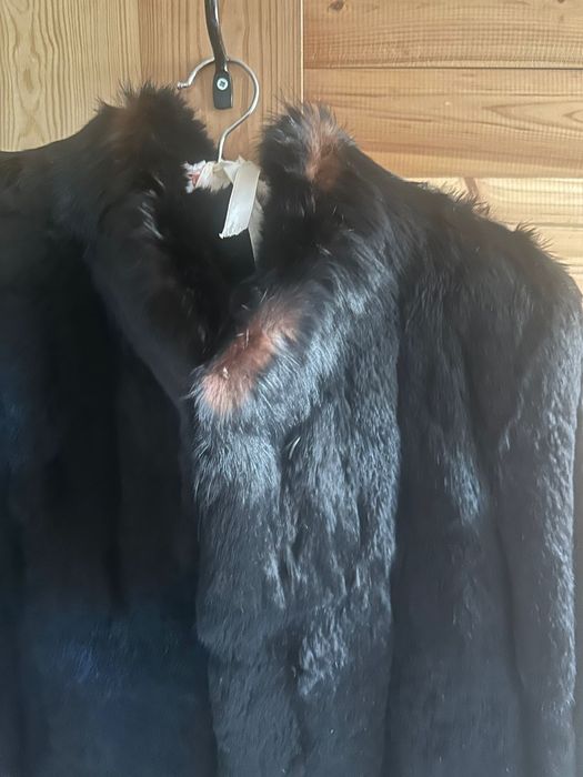 Naturalne czarne futro króliki