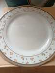 Conjunto de pratos e copos em porcelana - retro, deco, vintage