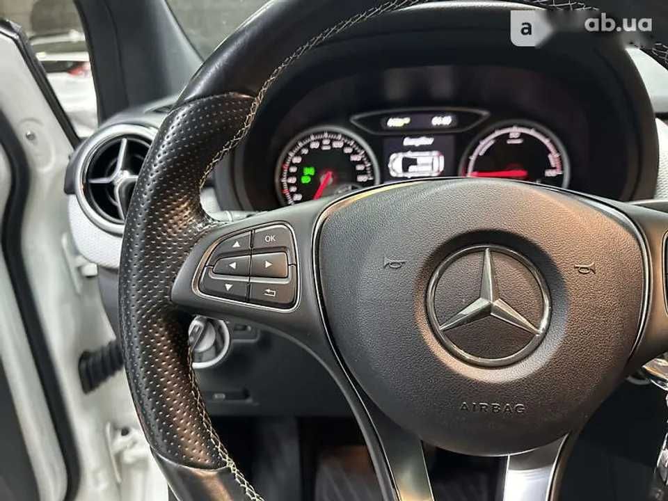Mercedes-Benz B-Class 2015 Електро батарея має рідинне охолодження