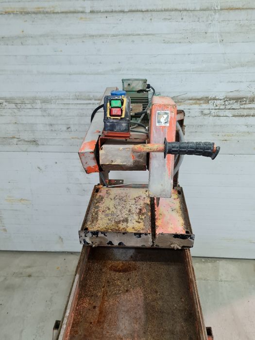 Pila do cięcia cegły na mokro kostki brukowej Cliper z wózkiem pila be