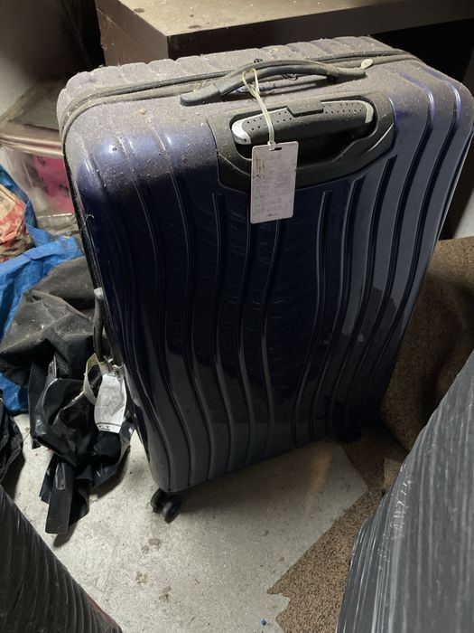 Mala de viagem com roda partida