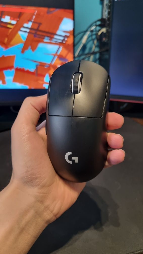 Logitech Superlight 2 z Tiger Ice V2