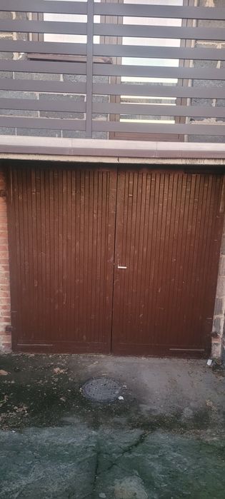 Sprzedam Drzwi Garażowe