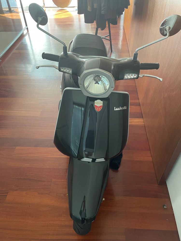 Moto Lambretta 125cm3