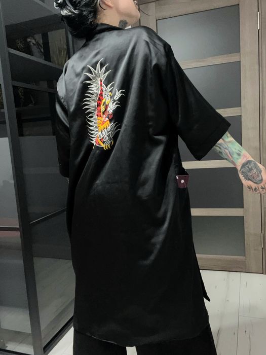 Стильне чорне двустороннє кімоно з драконом