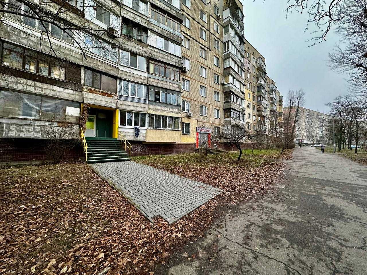Аренда 70 кв.м. красная линия, Победа-6
