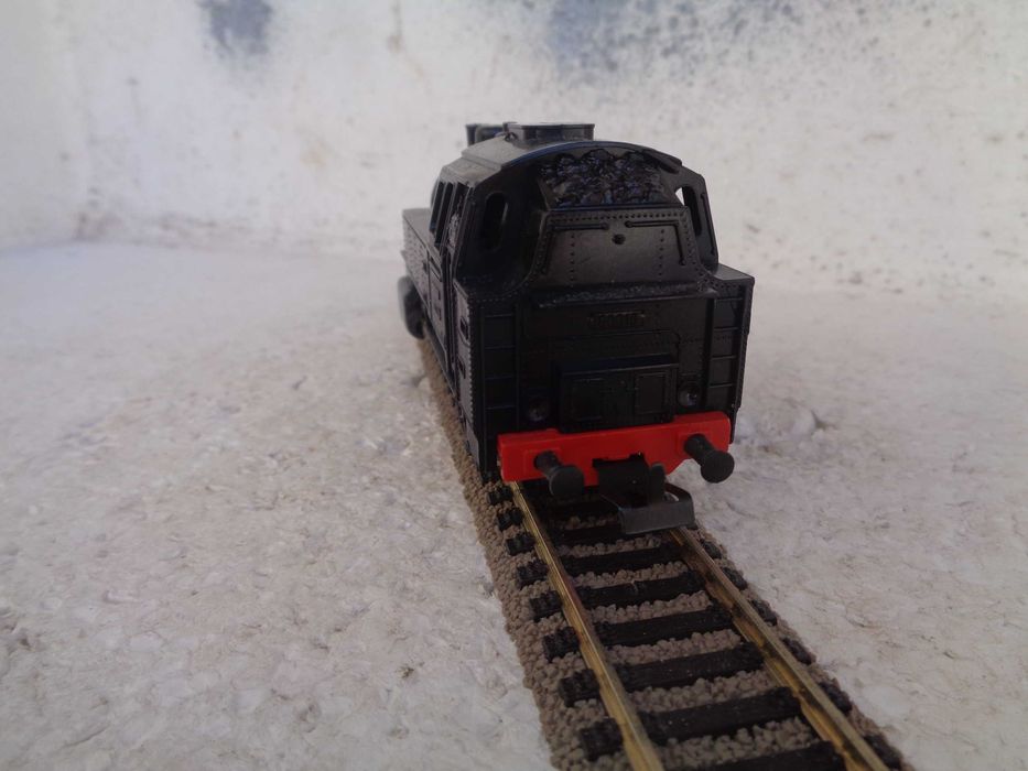 1:87 PIKO Locomotiva a vapor BR 80 comboio