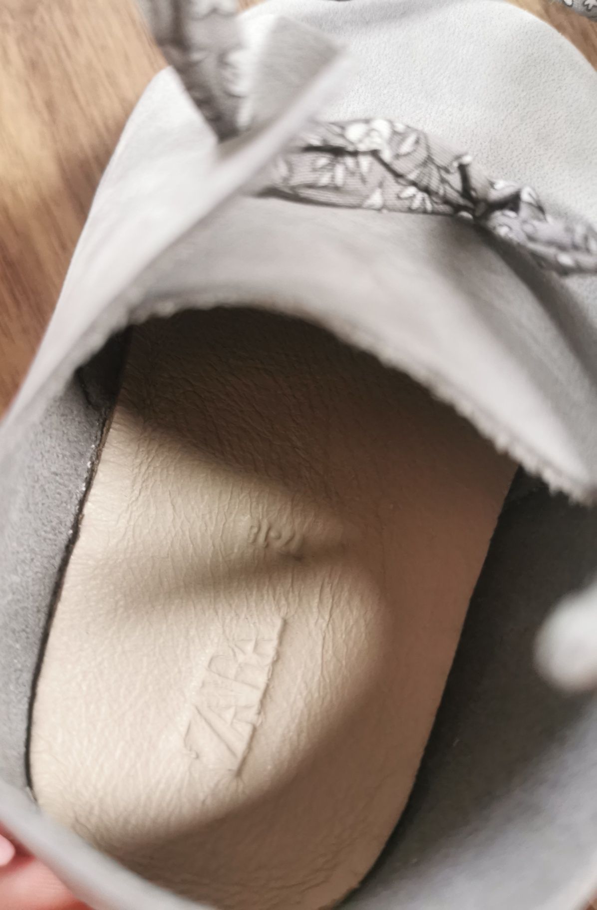 Skórzane buty buciki Zara roz. 17/18