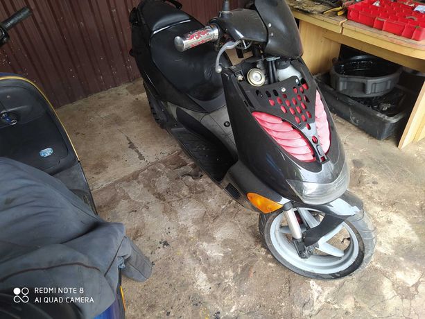 Sprzedam skuter APRILIA SR 50