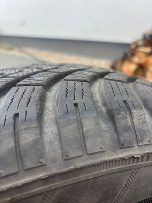 Opony zimowe Falken 225/60 r17