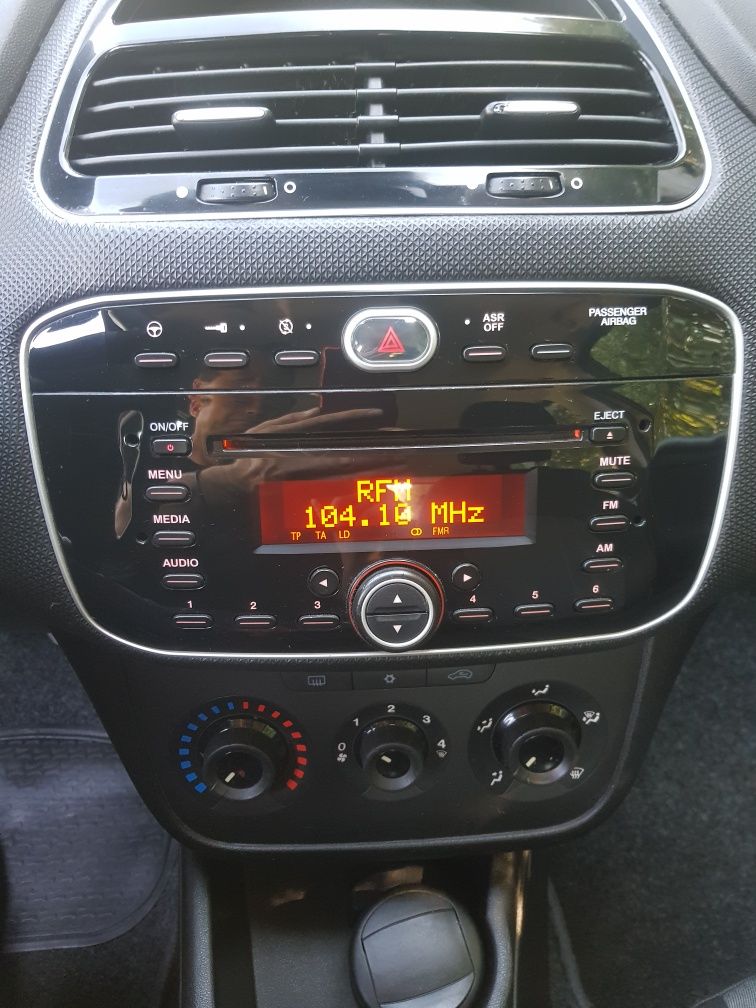 Fiat Punto 1.2 start/stop*confortline* exelente estado *