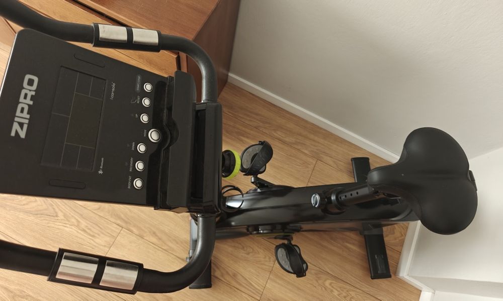 Rower elektromagnetyczny Zipro Rook iConsole+