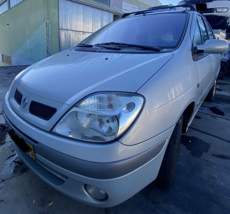 Renault Scénic 1.9 DCI de 2003 disponível para peças