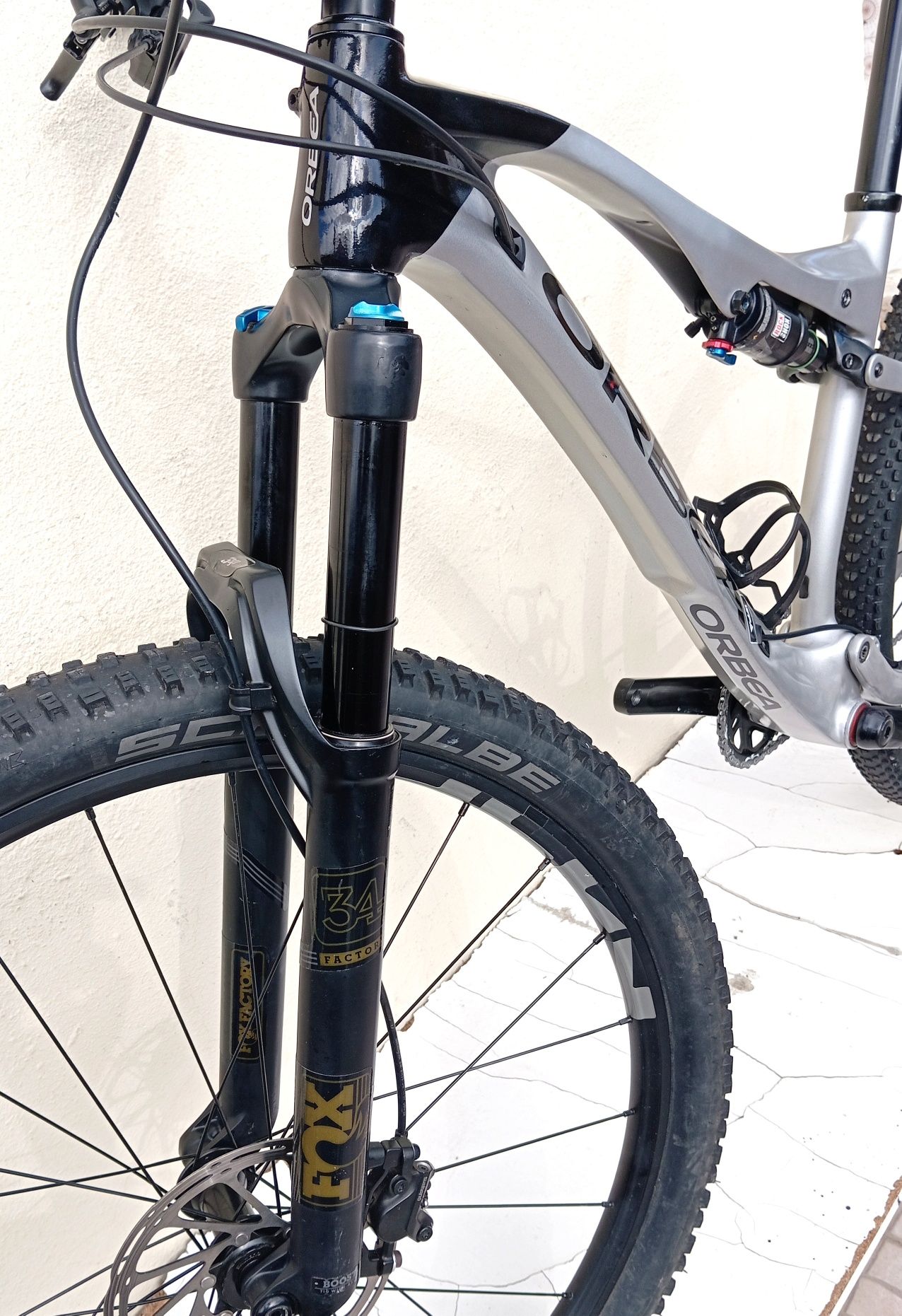 JF-Bikes Duas  Orbea oiz M e L suspensão total XT