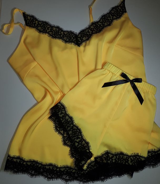 Послуги швеї з власним обладнанням