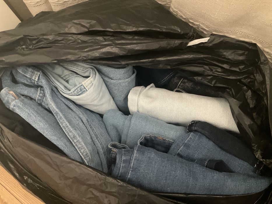 15 calcas de ganga de diferentes tamanhos , qualquer detalhe mande msg