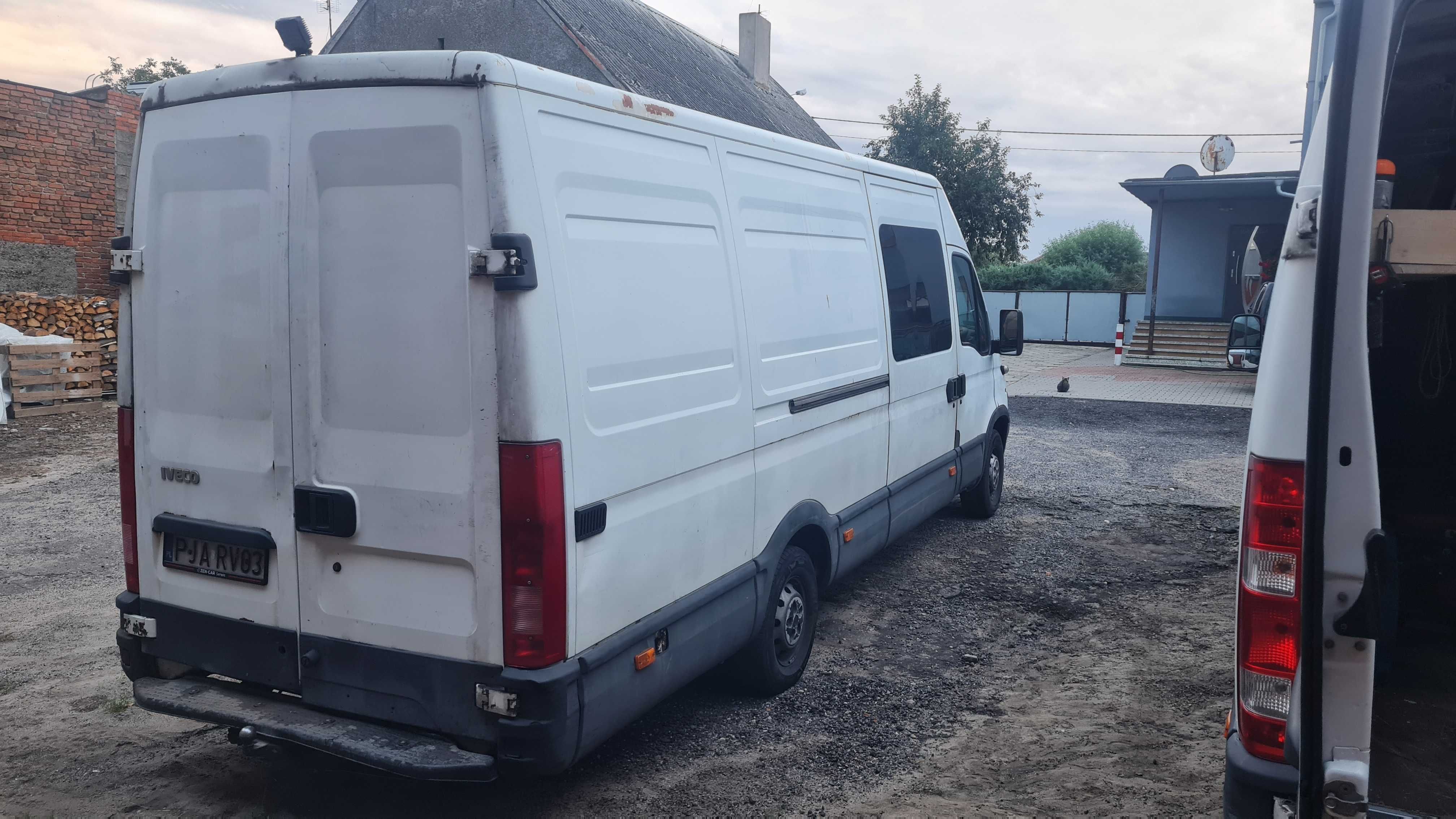 Sprzedam Iveco 9 osobowe