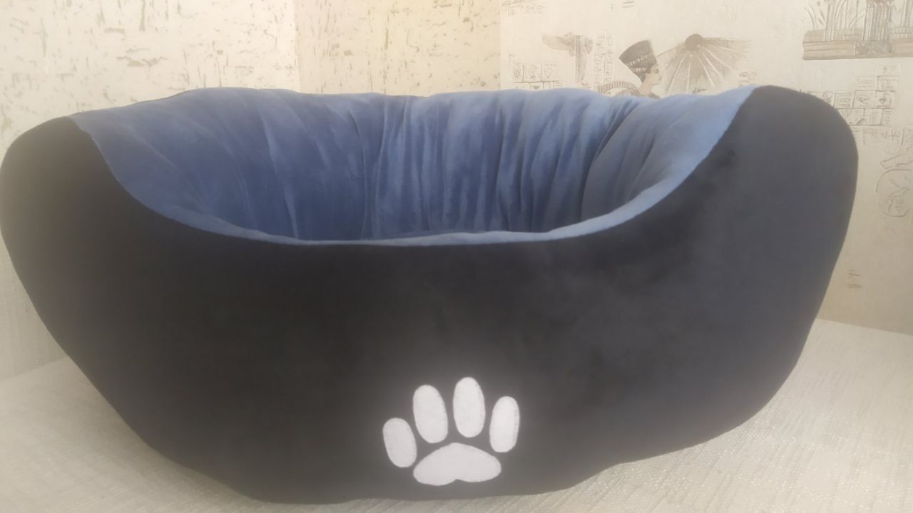 Продам нові лежаки для котів та собак.
