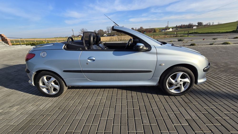 Peugeot 206cc 2003r 1.6 159.000km bardzo dobry stan!