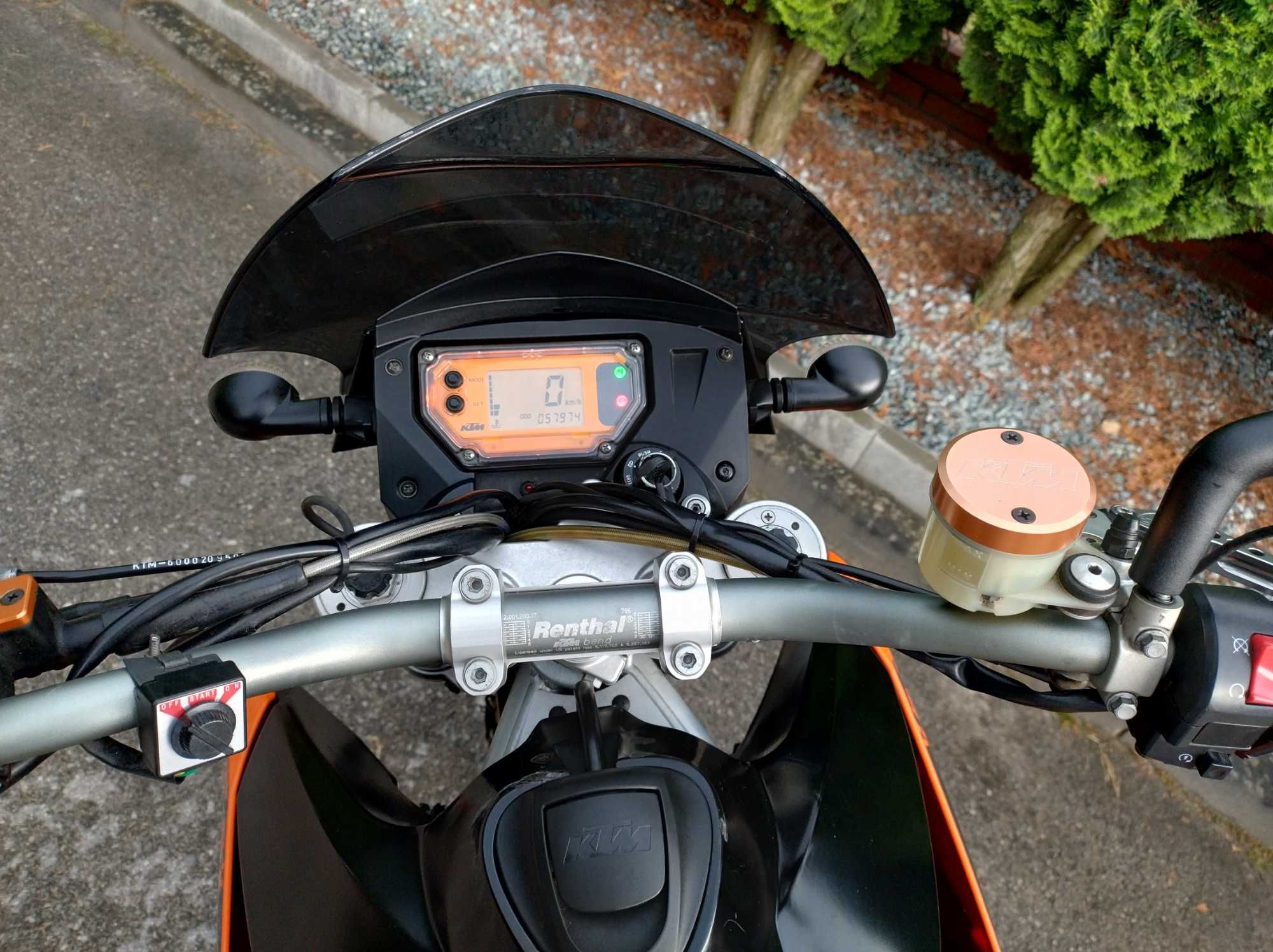 KTM 950 Supermoto
