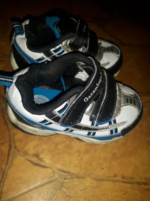 Buty sportowe chłopięce