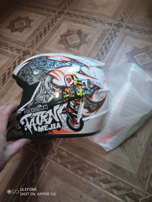 Шолом Кросовий Новий