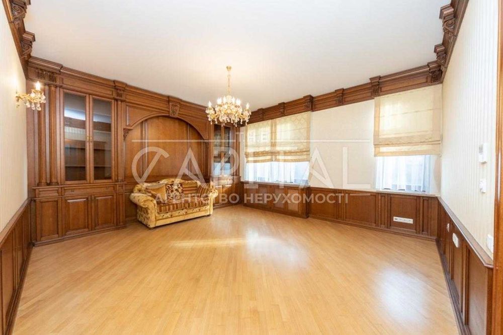 Продаж квартири, вул. Пирогова, Шевченківський район, Центр
