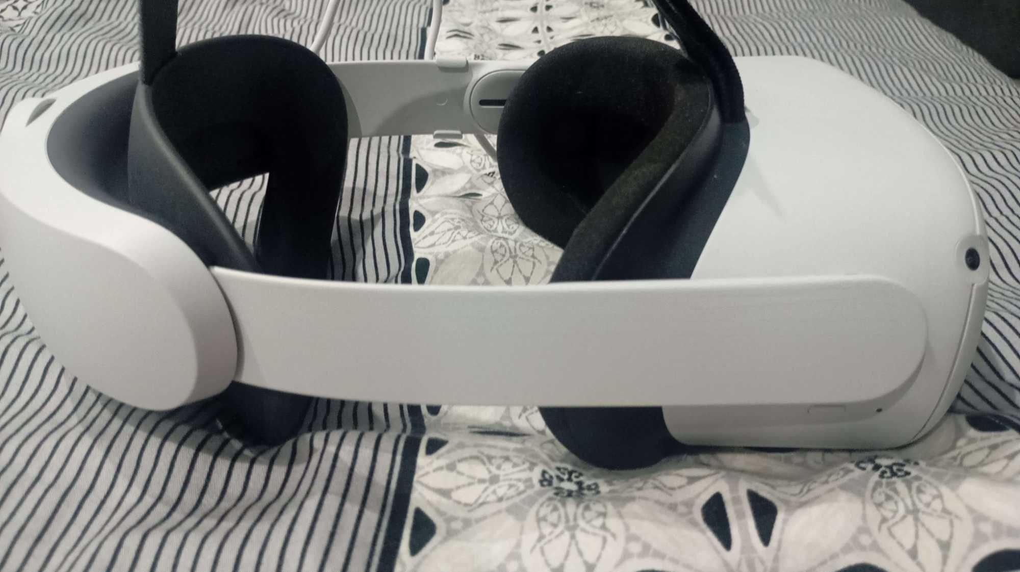Oculus Quest 2 + Elite Strap (Battery)