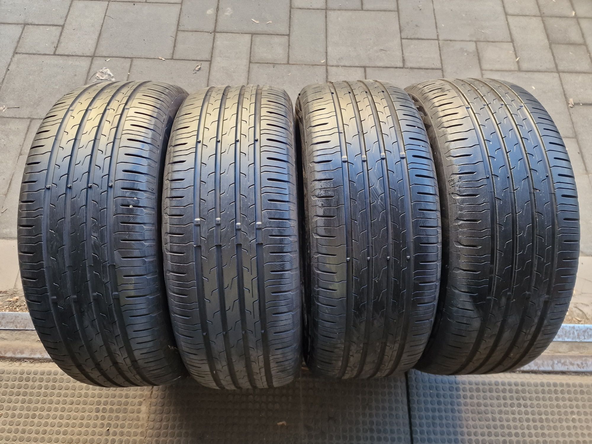 Летняя резина 215/55 R17 Continental ECO 6
