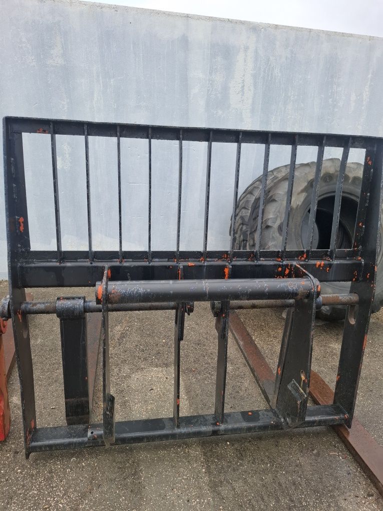 Garfos  engate manitou e bobcat
