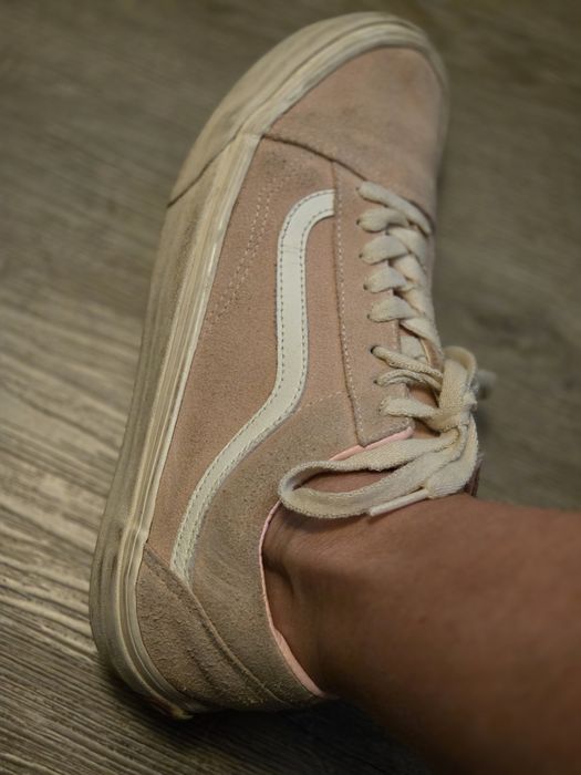 Vans, zamsz różowe rozm. 41