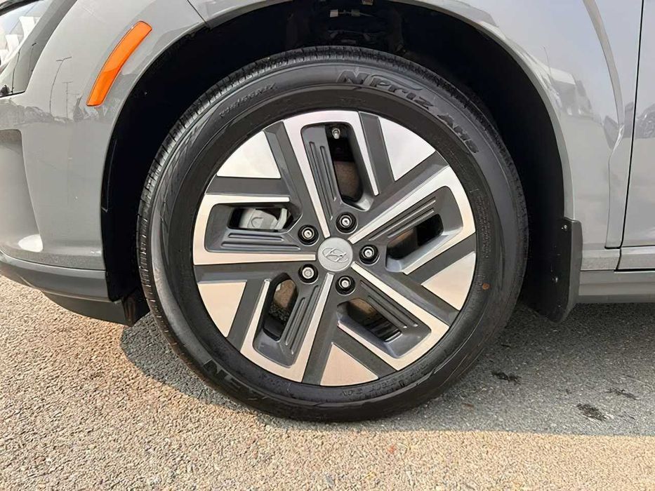 Hyundai Kona Electric Limited      2023