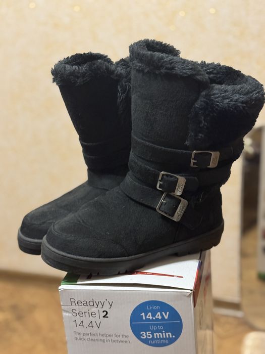 Ботинки Угги женские зимние