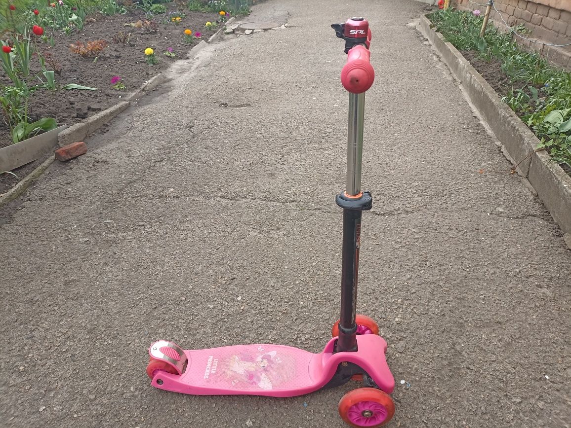 Самокат best scooter розовый принцесса 4 колеса