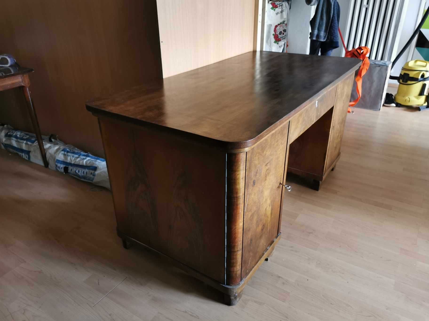 Drewniane biurko - antyk