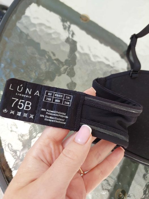 Biustonosz Magnolia (nowy, czarny, rozmiar 75B)