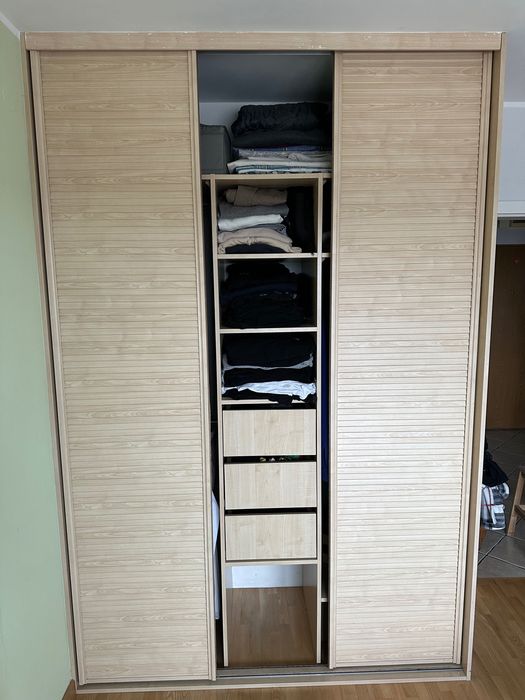 Szafa przesuwna wnękowa do zabudowy