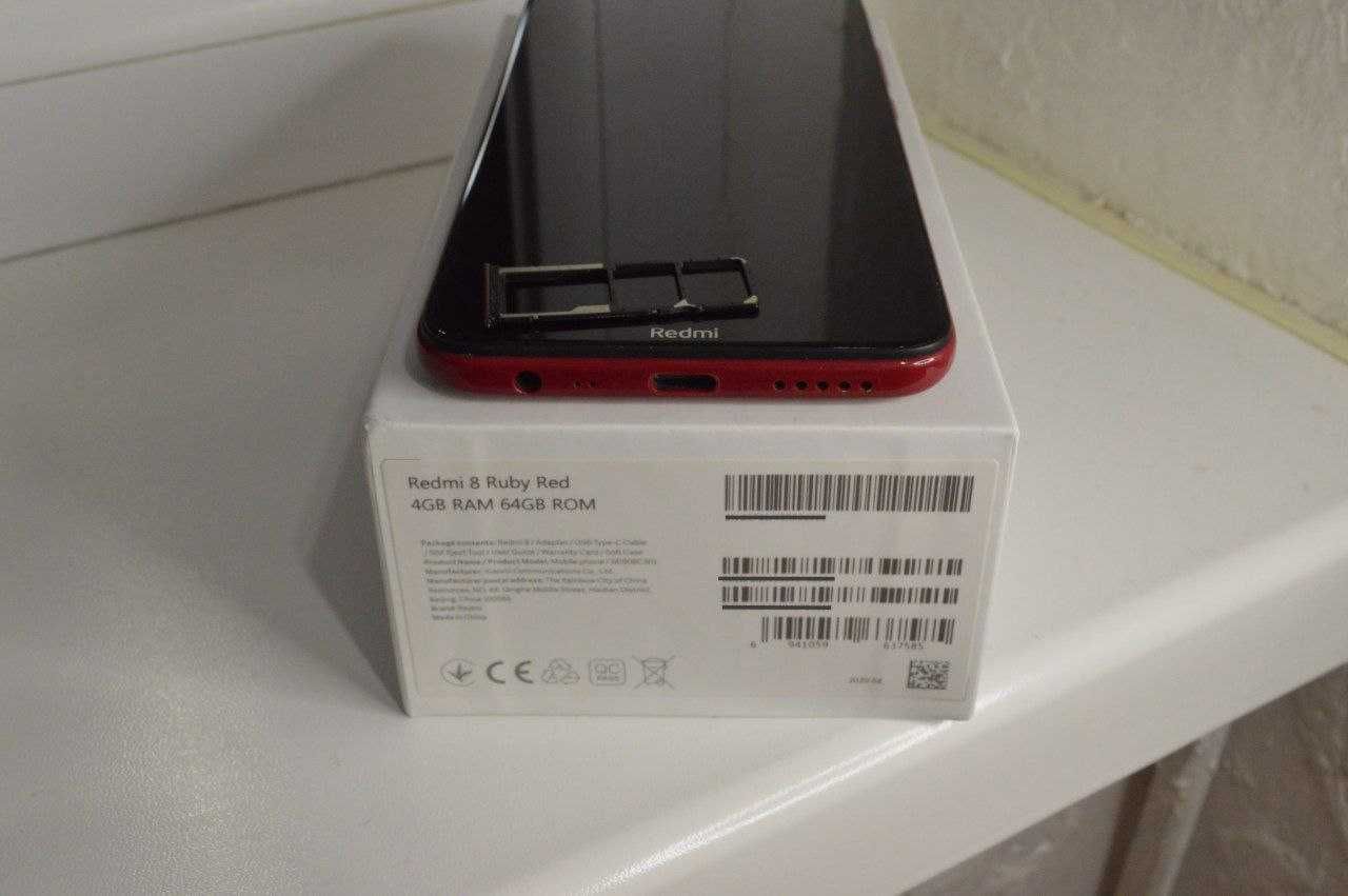 Xiaomi Redmi 8 4/64 Ruby Red