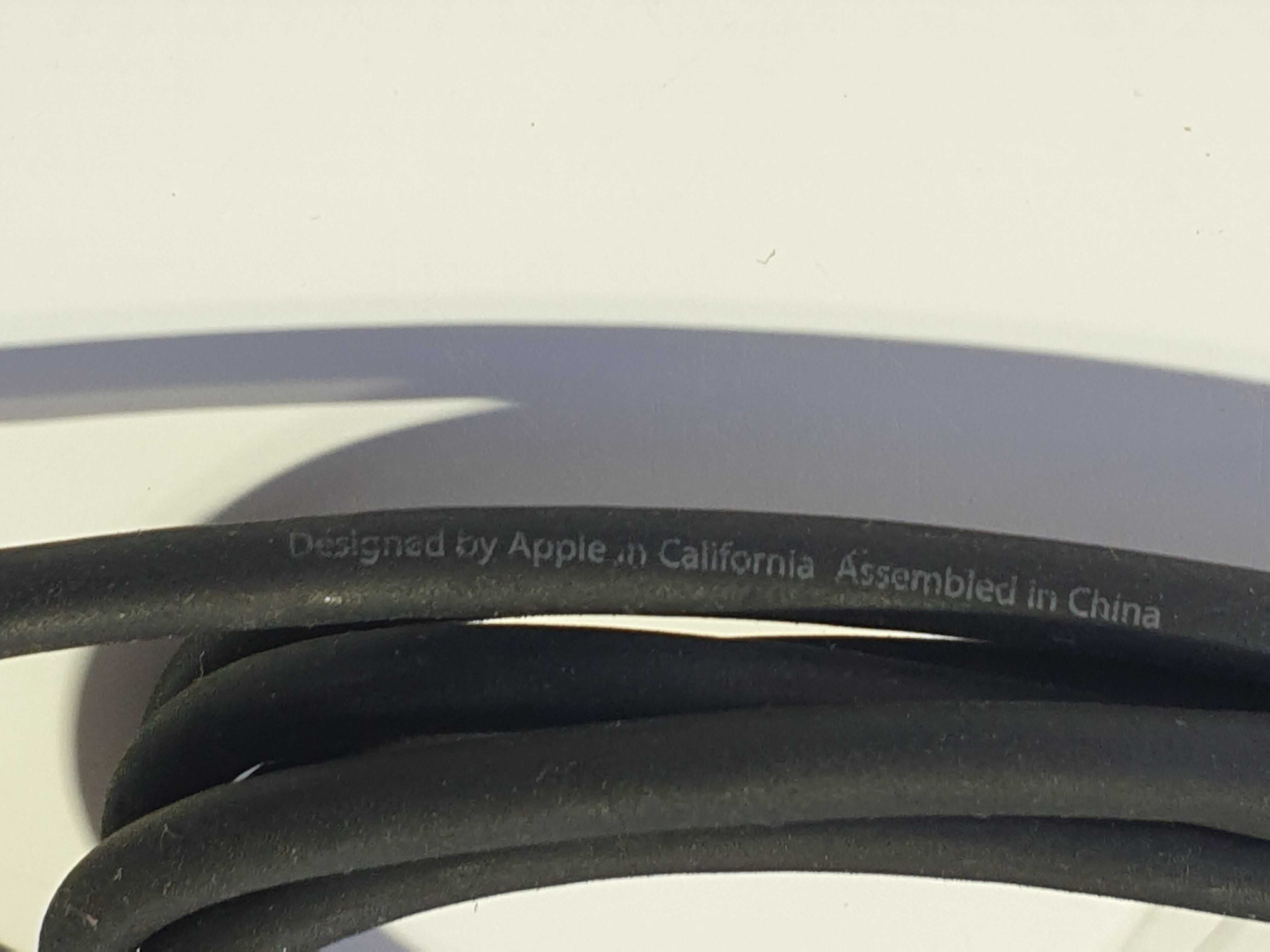 Apple HDMI to HDMI  1.8m (MC838)