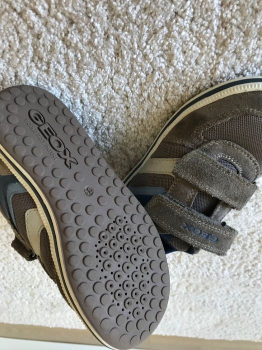 sapatos de criança Geox
