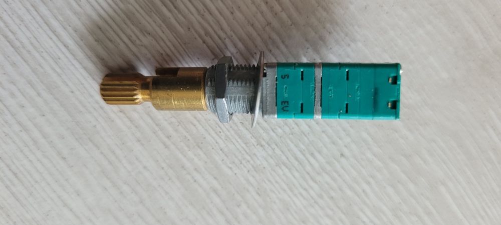 Nowy potencjometr siły głosu Unitra eltra alps Japan 5ev