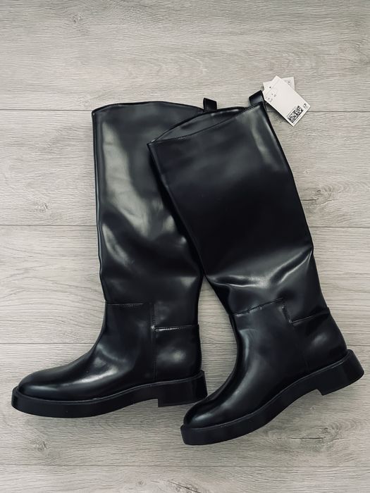 Люксовые сапоги трубы до колен Knee-High Boots H&M.