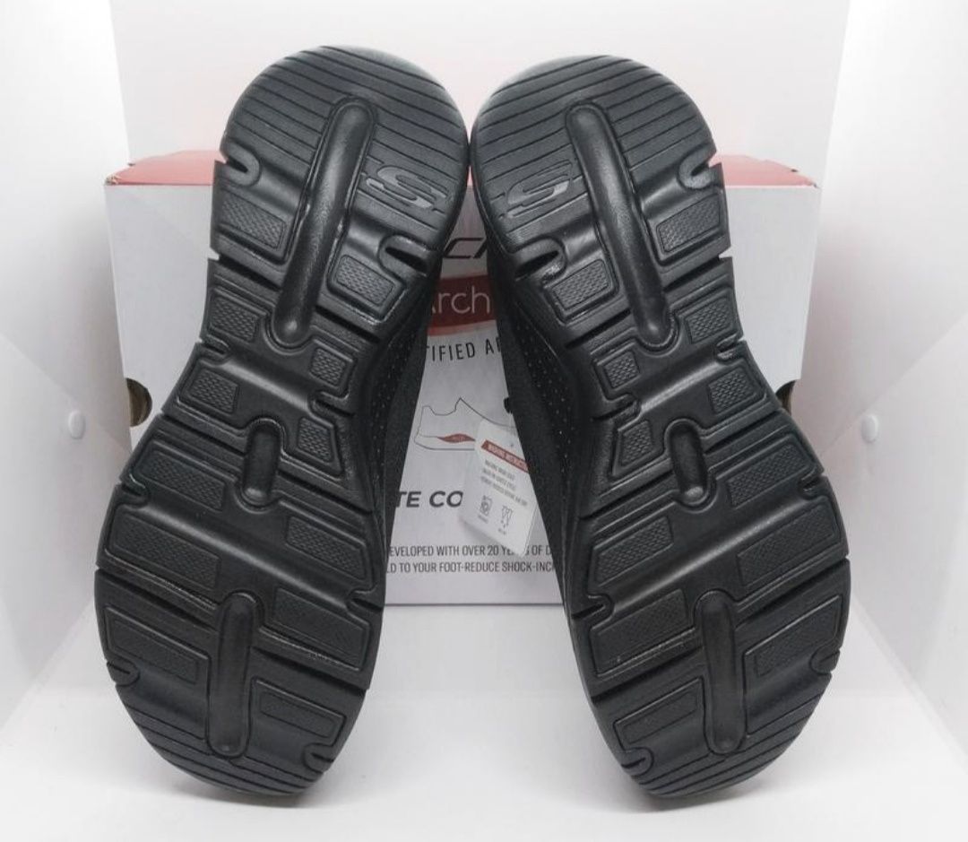 дышащие 27,5см кроссовки Skechers Arch Fit оригинал
